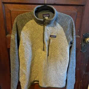 Patagonia Men's Two-Tone Gray Zip-Up Sweater